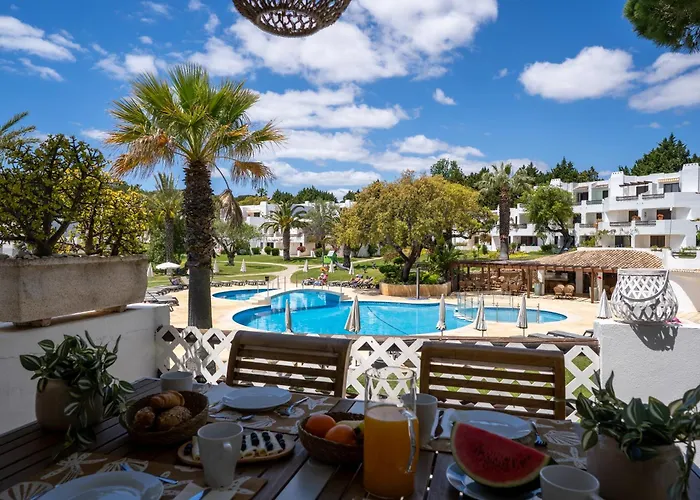Luxury Beach House Apartment - Golf & Tennis Court & Pool View