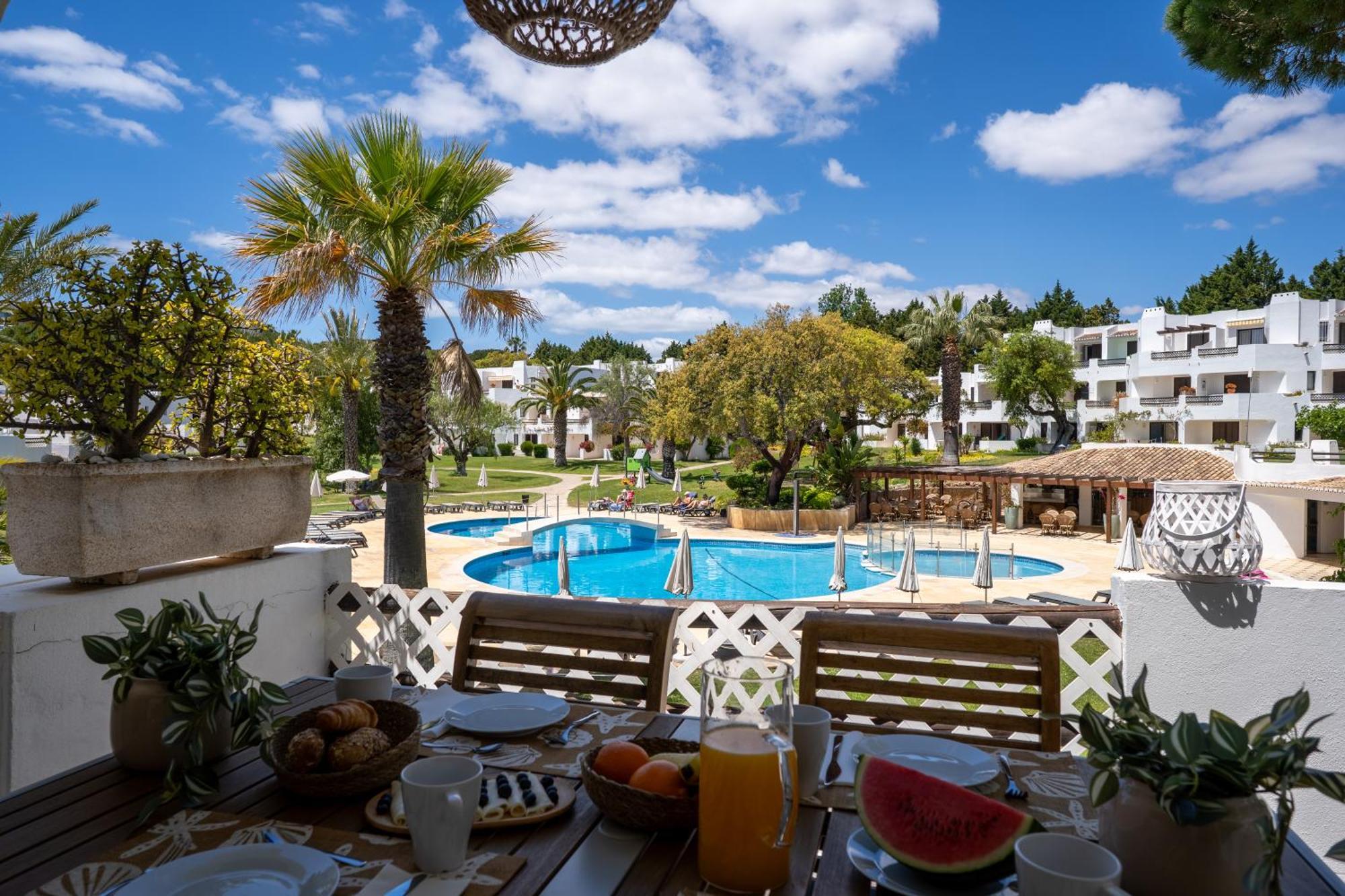 Luxury House - Golf & Tennis Court & Pool View *